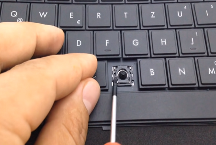 Hướng dẫn thay 1 nút bàn phím laptop bị liệt tại nhà