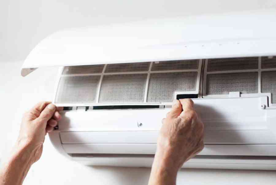 Hướng dẫn cách vệ sinh máy lạnh tại nhà đơn giản hiệu quả, nhanh chóng | Cleanipedia