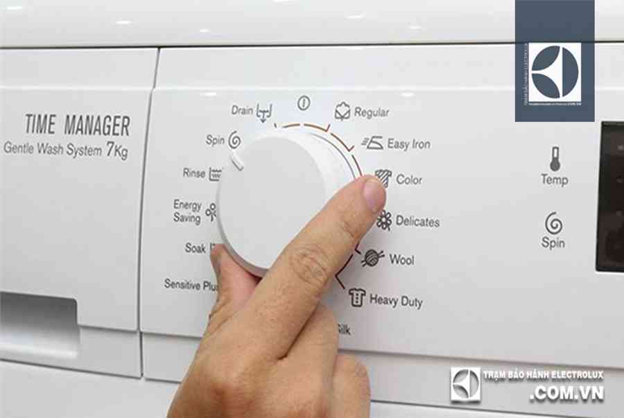 Cách sử dụng máy giặt Electrolux ĐỜI CŨ bằng hình ảnh từ A – Z