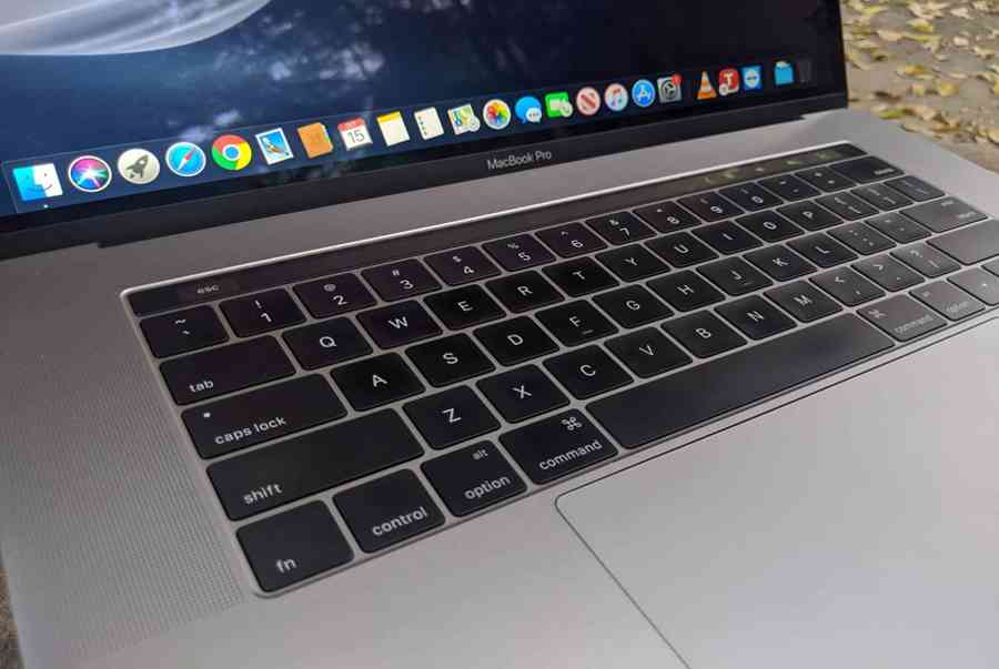 MacBook Pro Retina 2016 15 inch – MLH42 512GB – Laptop Vàng