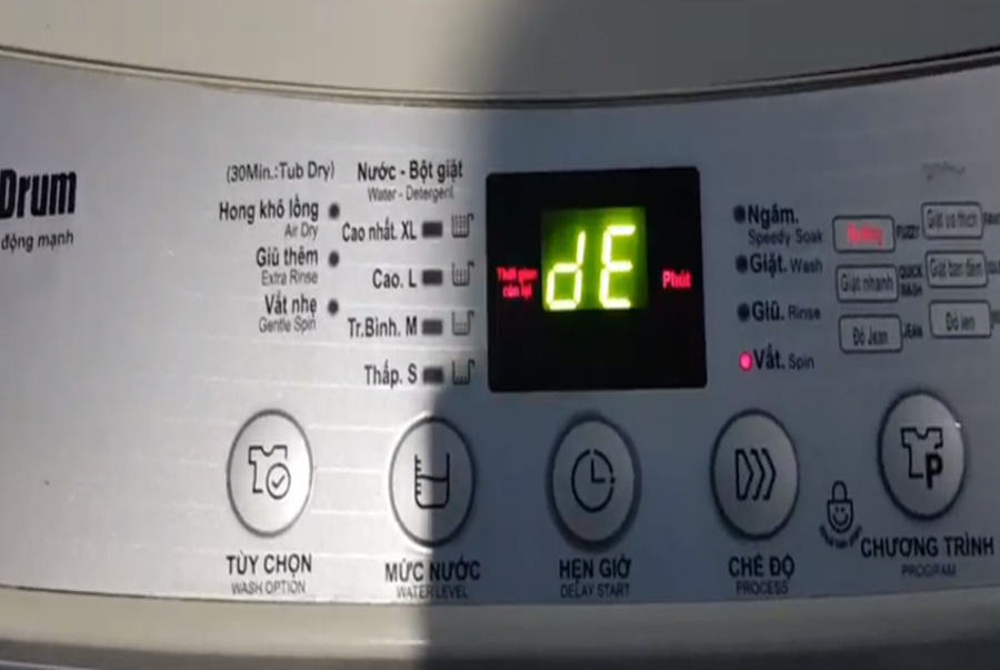 Máy giặt LG báo lỗi DE, DE1, DE2 là bị sao? Cách xử lý từ A – Z