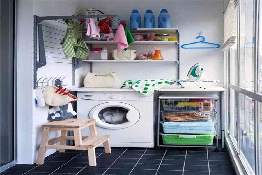 Ban công – vị trí “vàng” để bố trí máy giặt cho nhà chật
