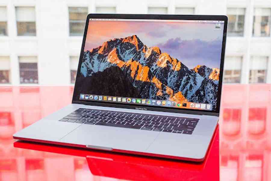 Giá Thay Pin MacBook Pro 2017 13″, 15″ TPHCM | QMac Store
