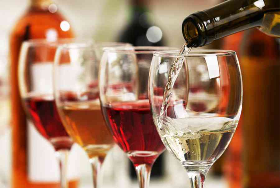 Hỏi đáp: Thủ tục nhập khẩu và kiểm định rượu cho doanh nghiệp – Luật Việt Tín